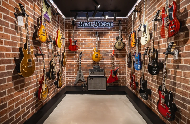 gibson garage londra mostra