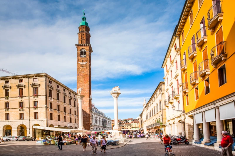 piazza dei signori_cosa vedere a vicenza