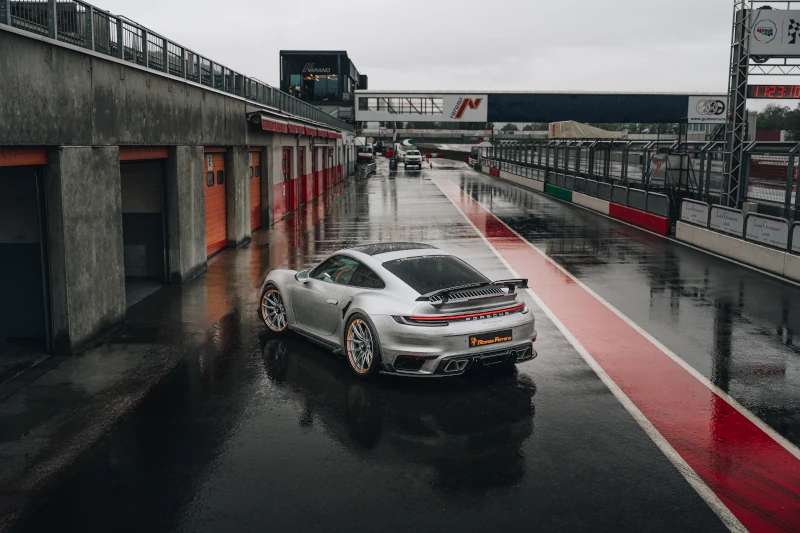 romeo ferraris velos porsche turbo s 992